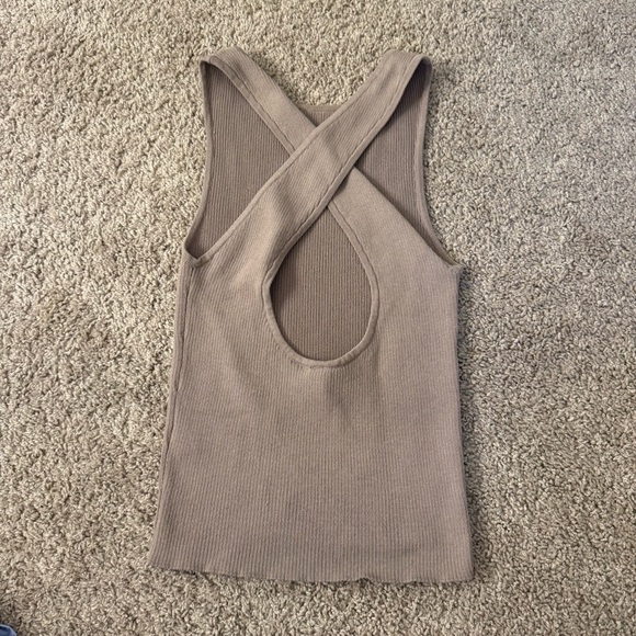 H&M cross back knit top - Picture 1 of 4